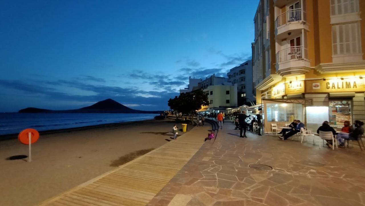 alquilaencanarias El Medano Atalaya, terrace&pool Exterior foto